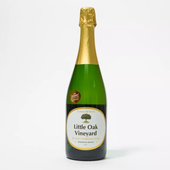 little-oak-vineyard-sparkling-wine-1
